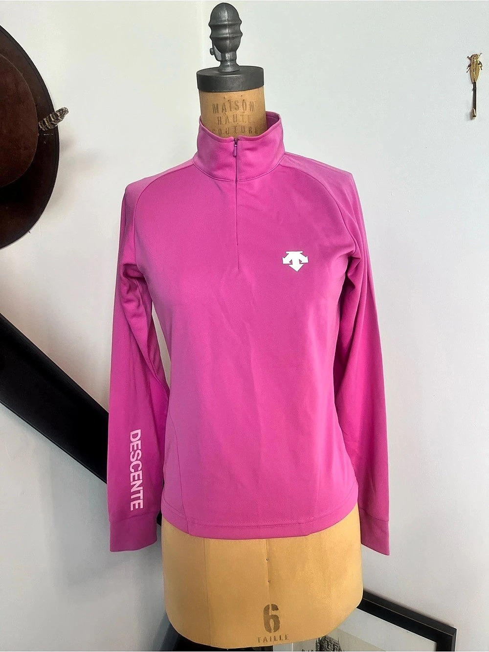 Descente Pink Long Sleeve Athletic Top